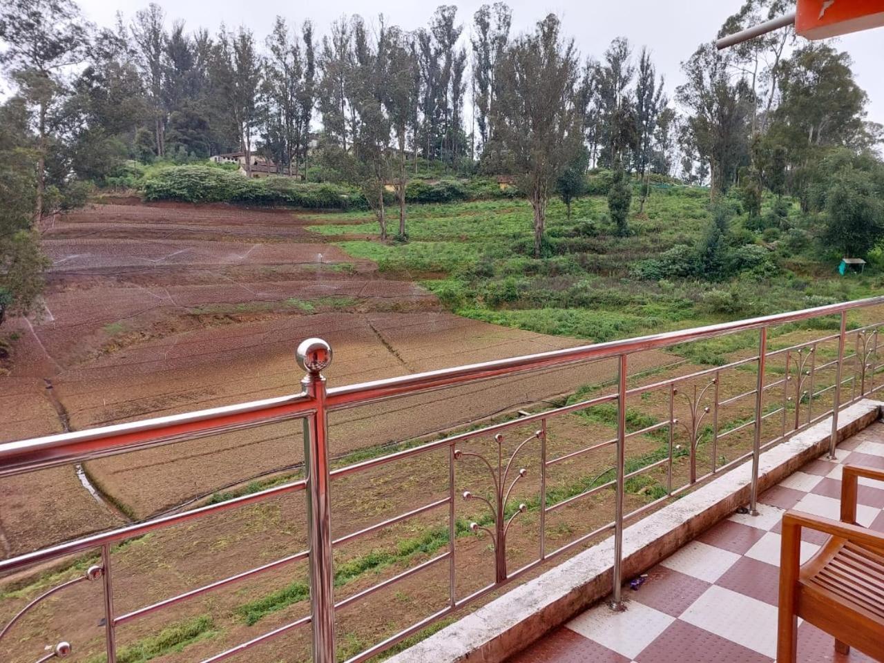 Memmsta Hotels 1510 - Ooty Ngoại thất bức ảnh
